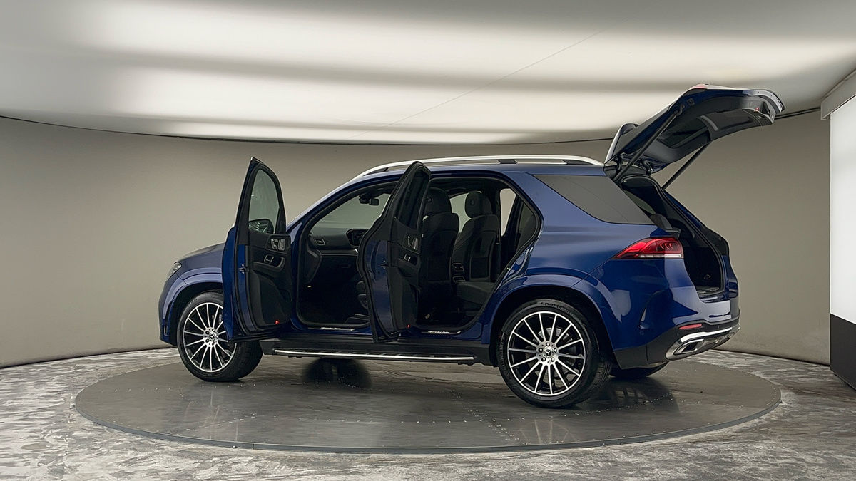 More views of Mercedes-Benz GLE