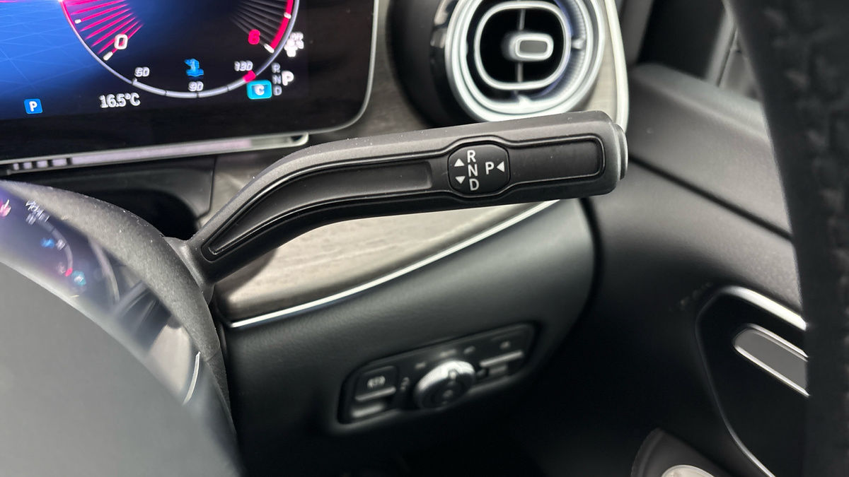 Mercedes-Benz V Class Image 6