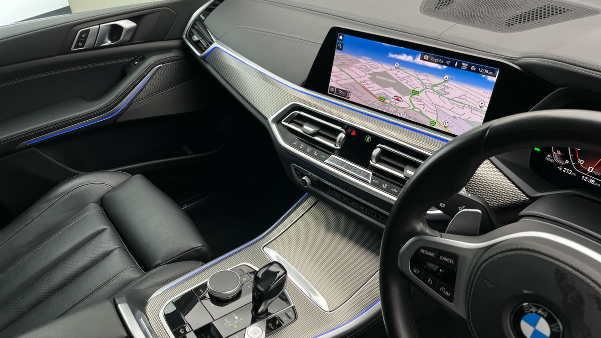 BMW X5 Image 18