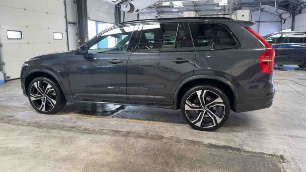 More views of Volvo XC90