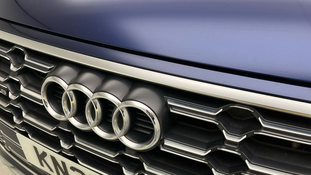 Audi SQ5 Image 24