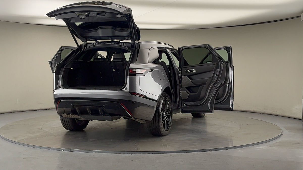 More views of Land Rover Range Rover Velar