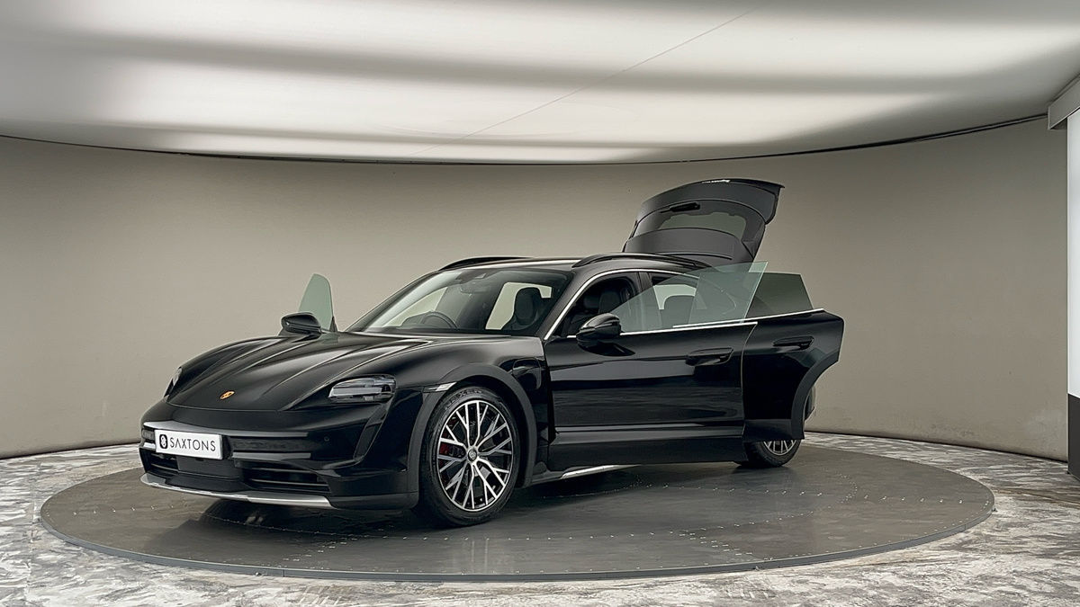 Porsche Taycan Image 9