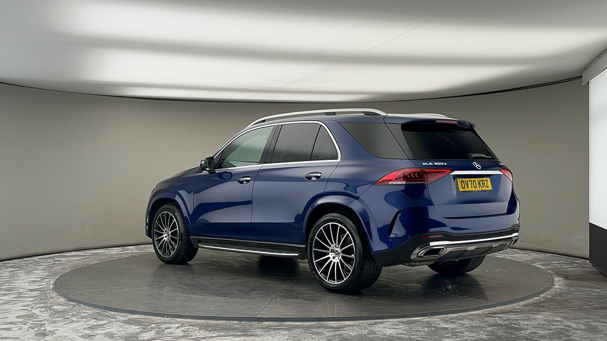 More views of Mercedes-Benz GLE