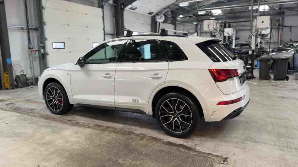 More views of Audi Q5