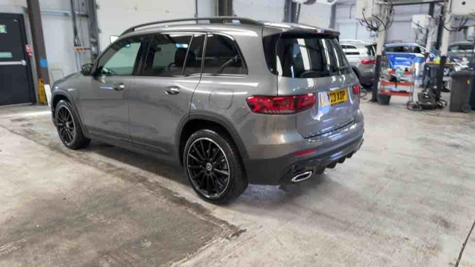 More views of Mercedes-Benz GLB