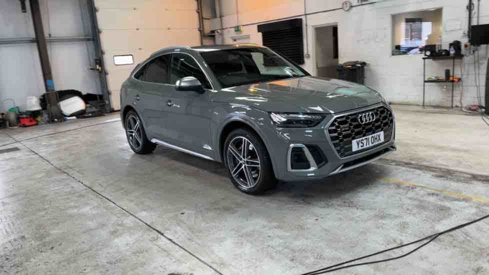 More views of Audi SQ5