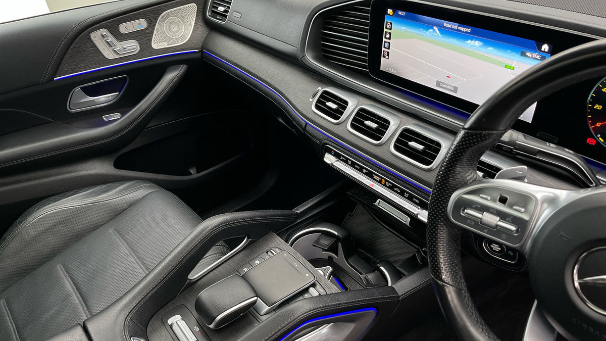 Mercedes-Benz GLE Image 18