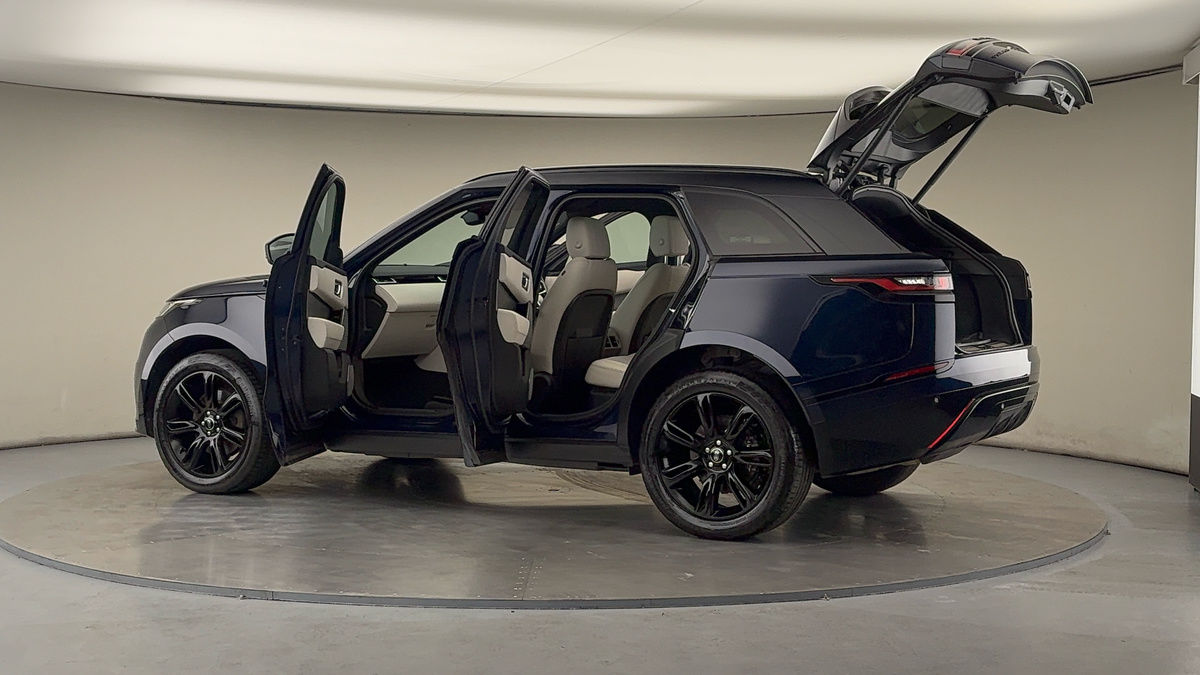 More views of Land Rover Range Rover Velar