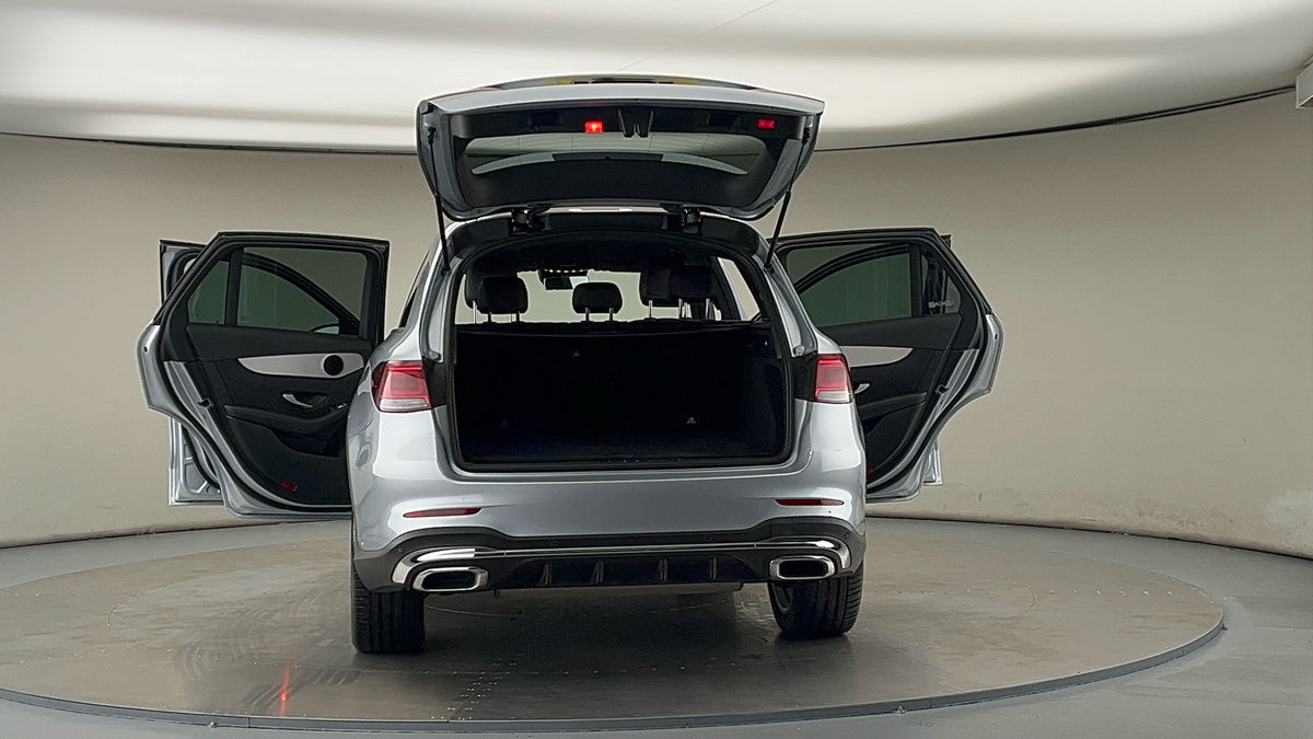 More views of Mercedes-Benz GLC