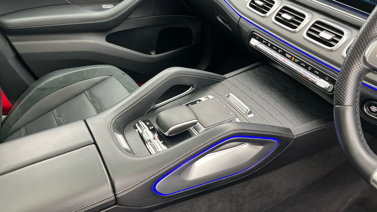 Mercedes-Benz GLE Image 18