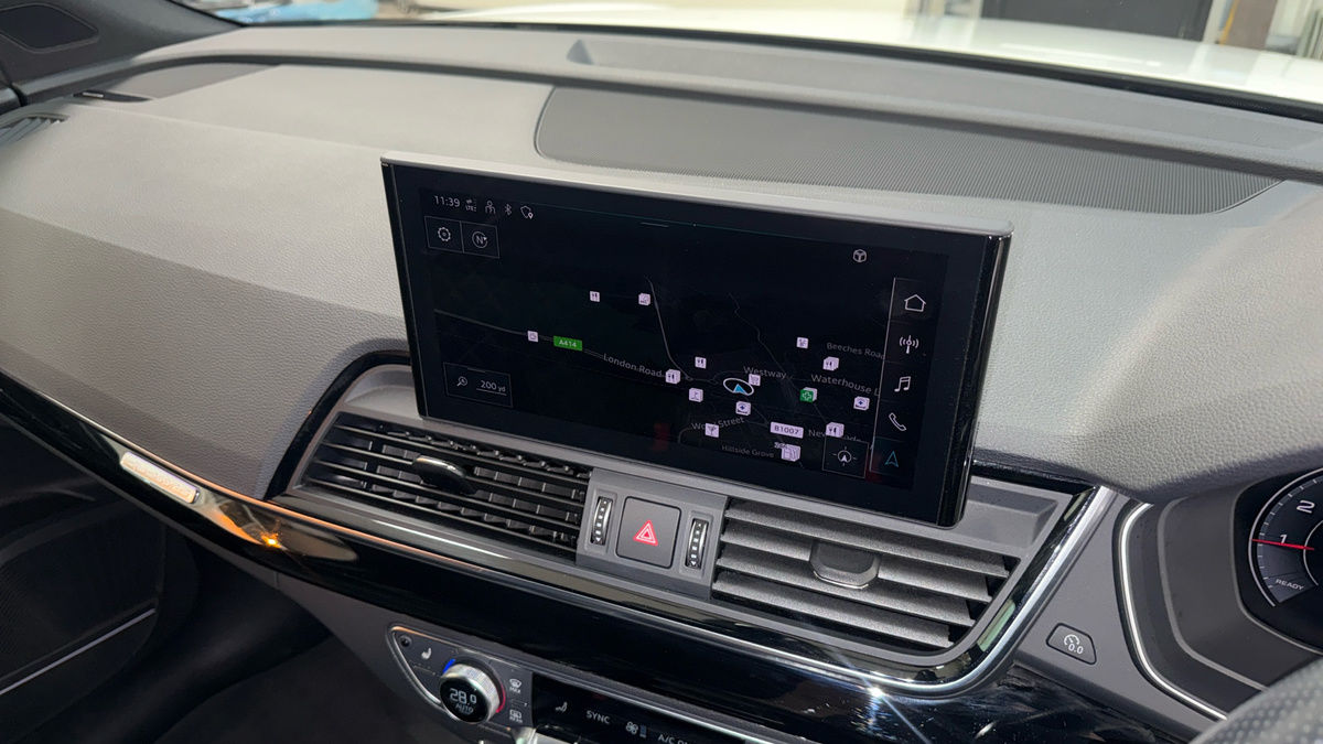 Audi Q5 Image 17