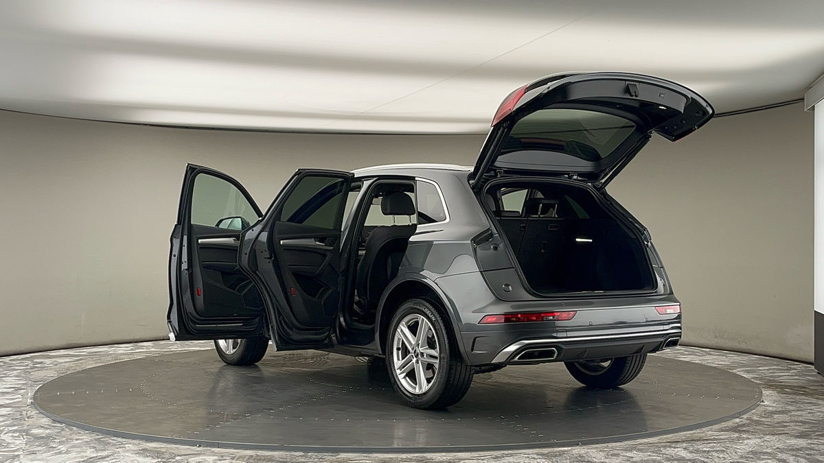Audi Q5 Image 21