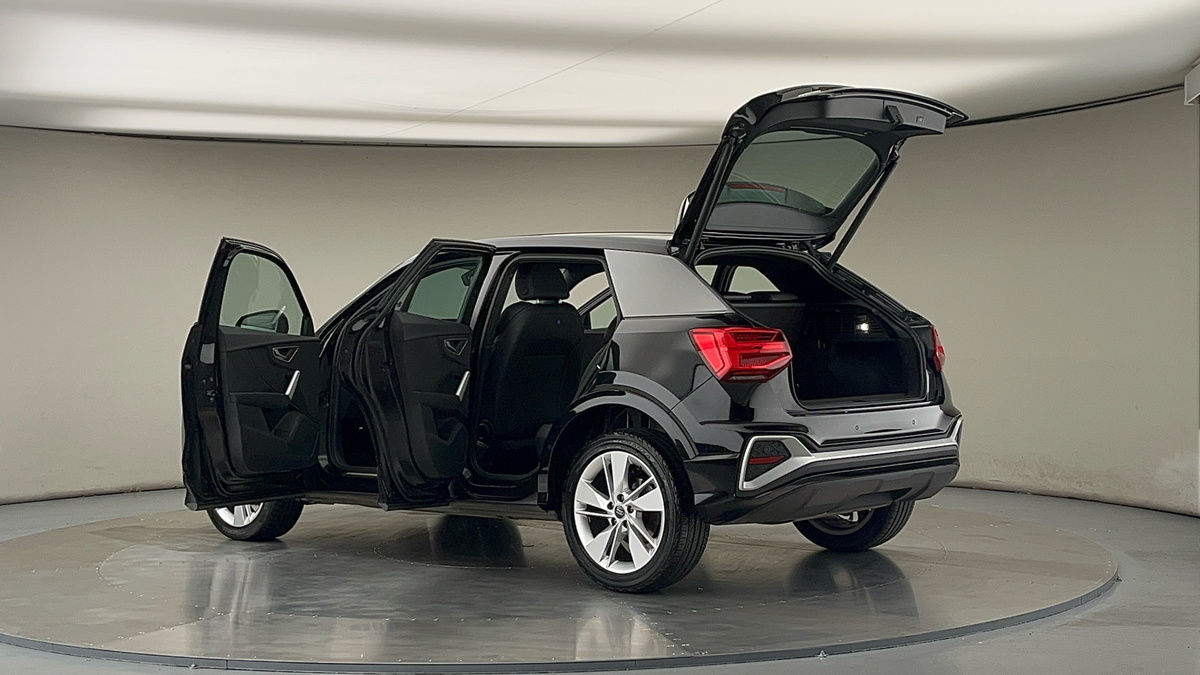 More views of Audi Q2
