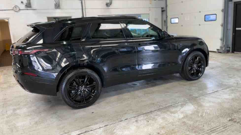 More views of Land Rover Range Rover Velar