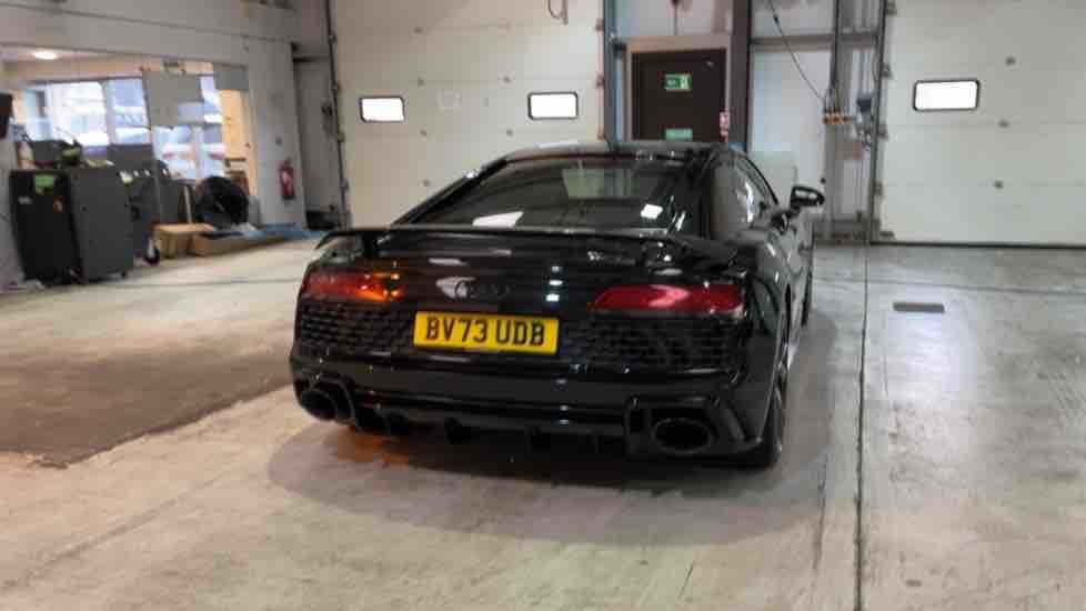 More views of Audi R8