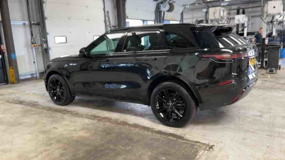 More views of Land Rover Range Rover Velar