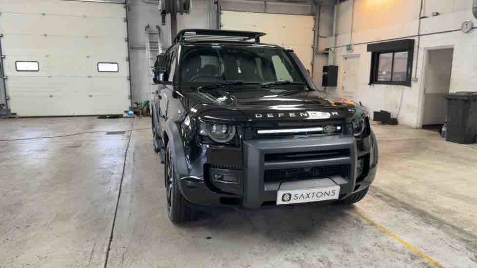 More views of Land Rover Defender 110
