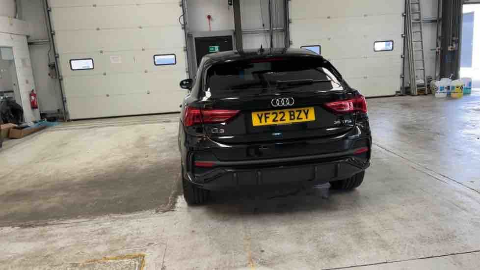 More views of Audi Q3