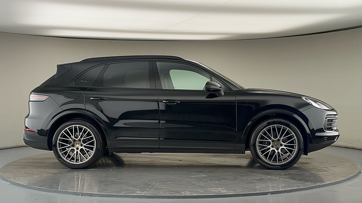 More views of Porsche Cayenne