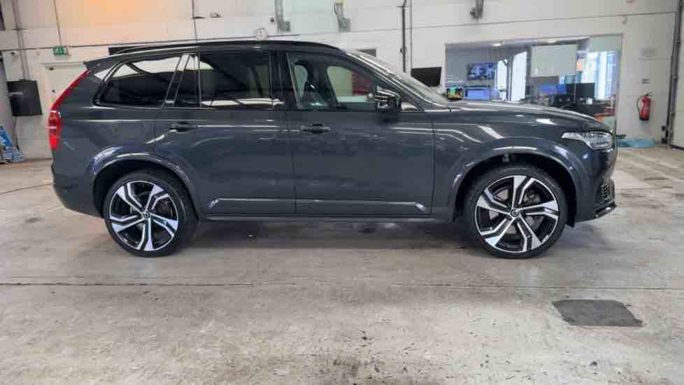 More views of Volvo XC90