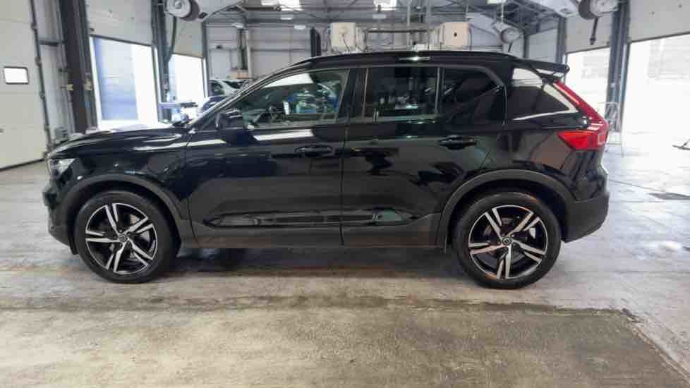 More views of Volvo XC40