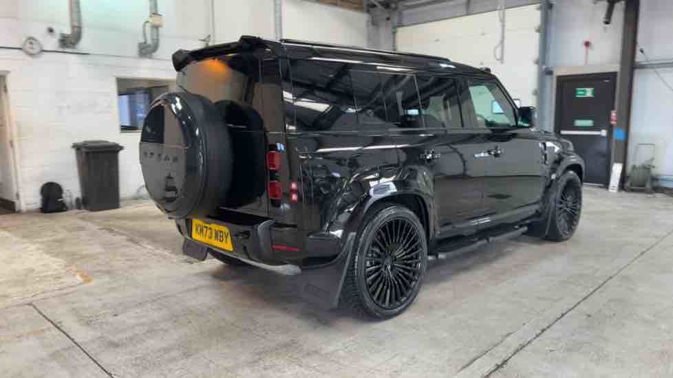 More views of Land Rover Defender 110