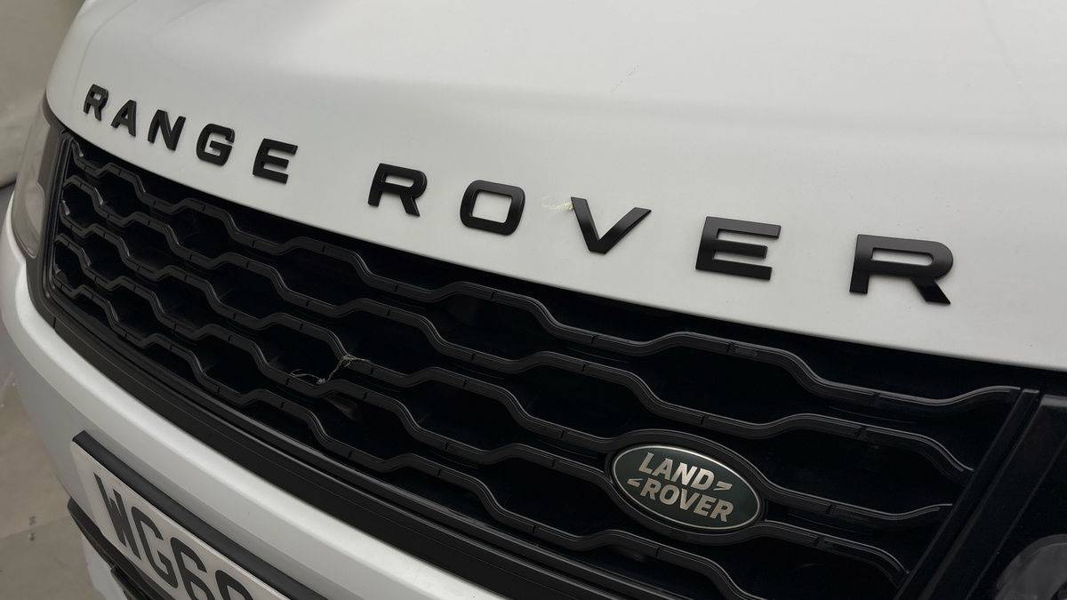 Land Rover Range Rover Sport Image 24
