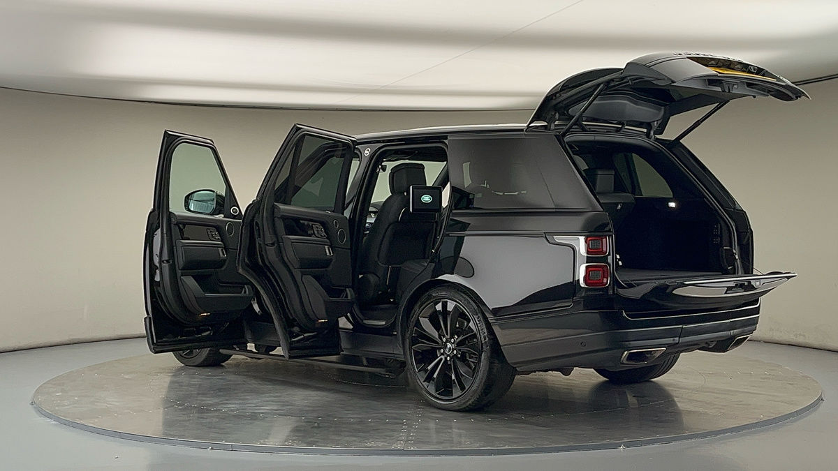 More views of Land Rover Range Rover