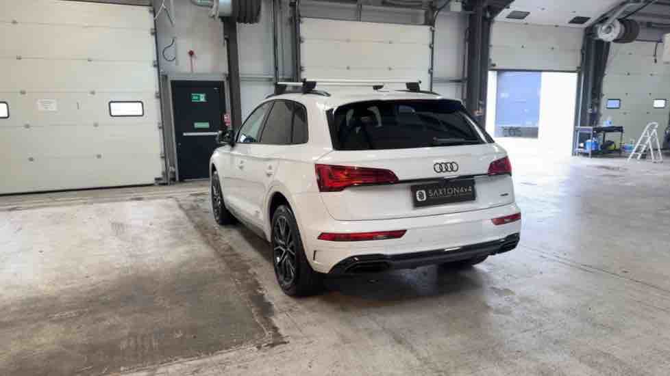 More views of Audi Q5