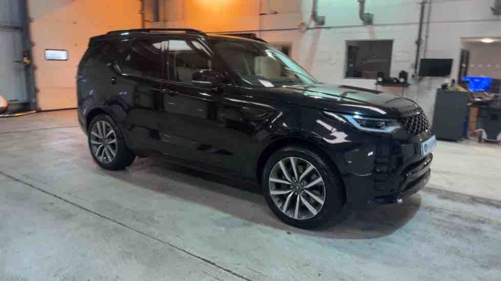 More views of Land Rover Discovery