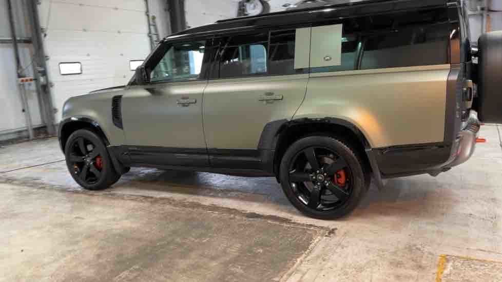 More views of Land Rover Defender 130