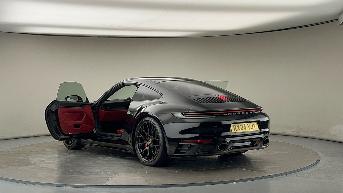 Porsche 911 Image 23