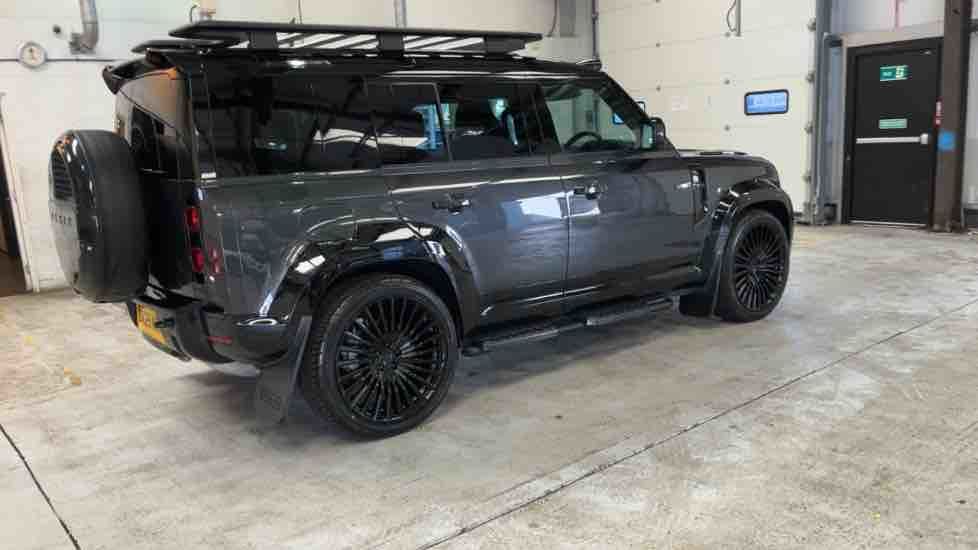More views of Land Rover Defender 110