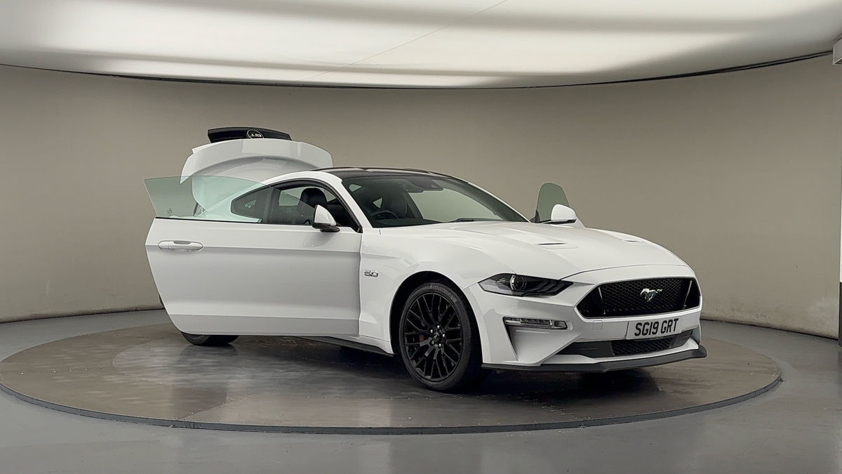 More views of Ford Mustang