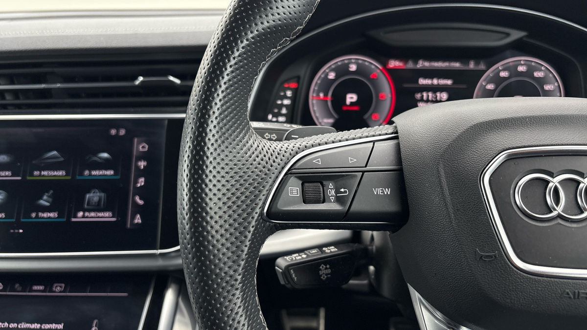 Audi Q7 Image 13