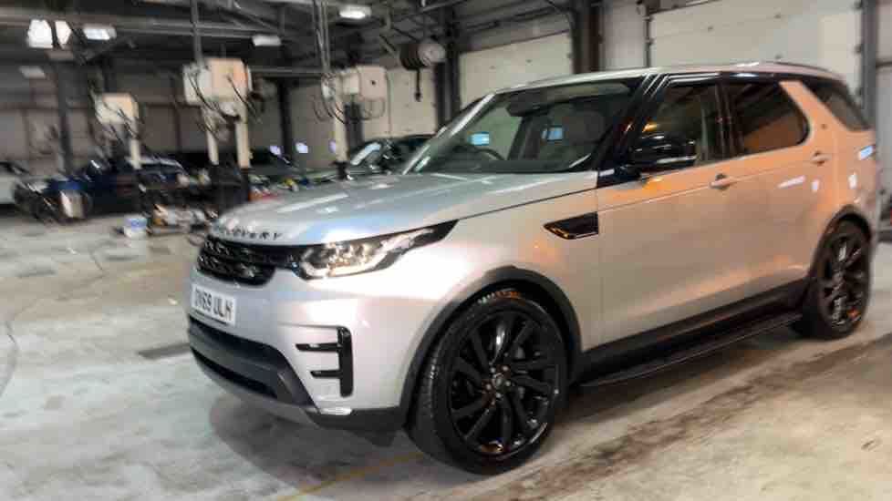 More views of Land Rover Discovery