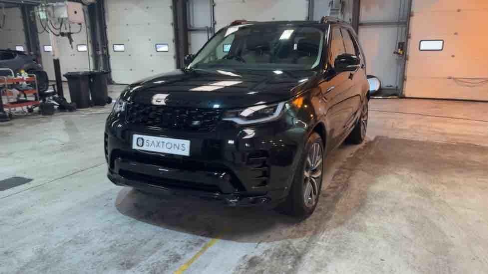 More views of Land Rover Discovery