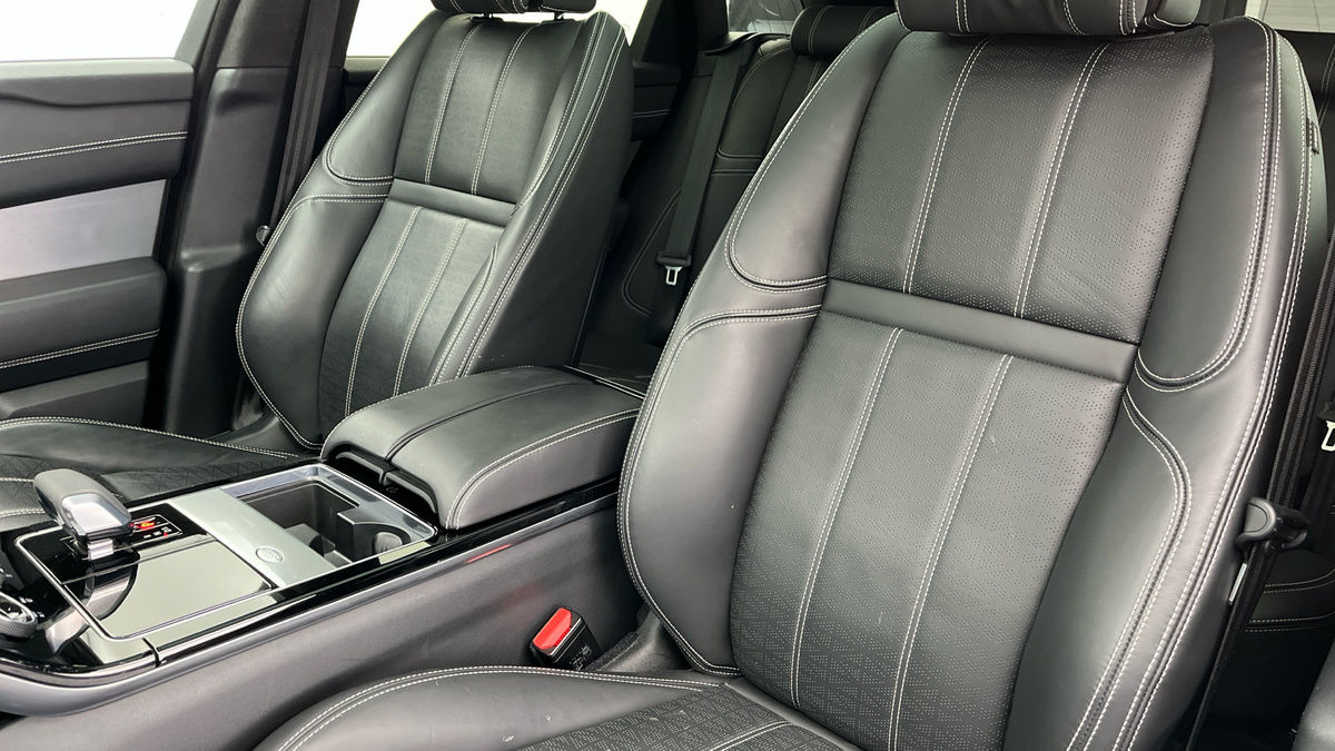 Land Rover Range Rover Velar Image 7