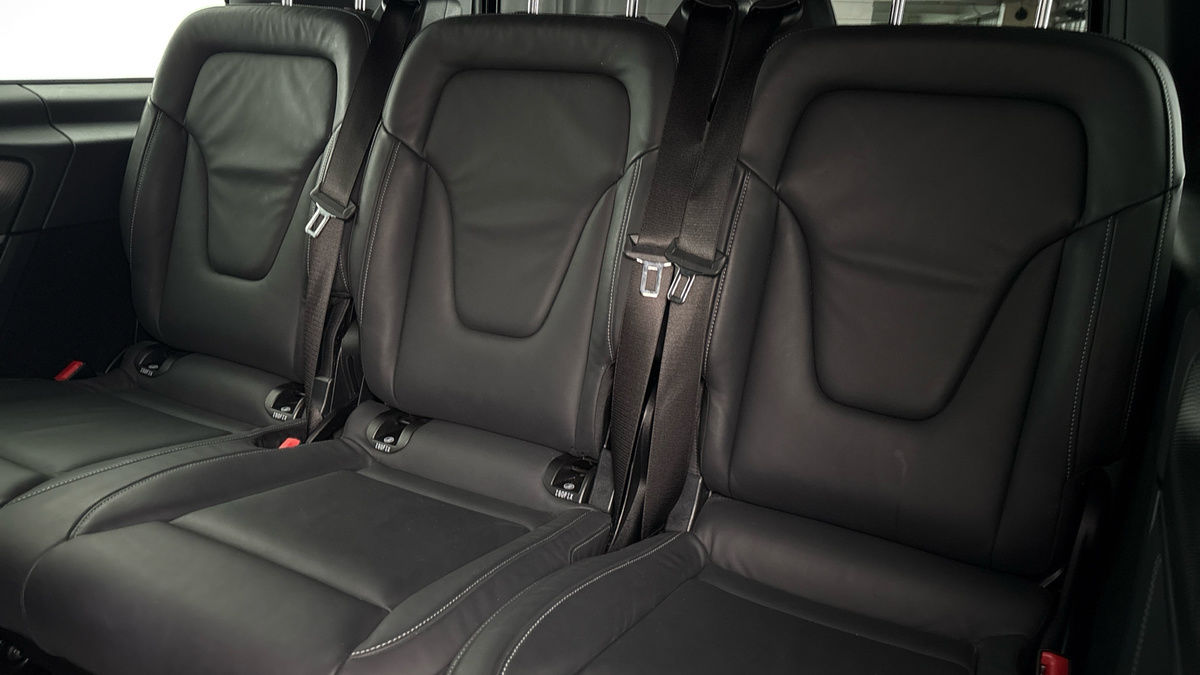 Mercedes-Benz V Class Image 9