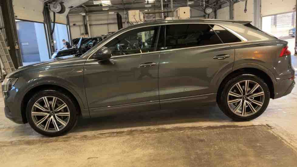 More views of Audi Q8
