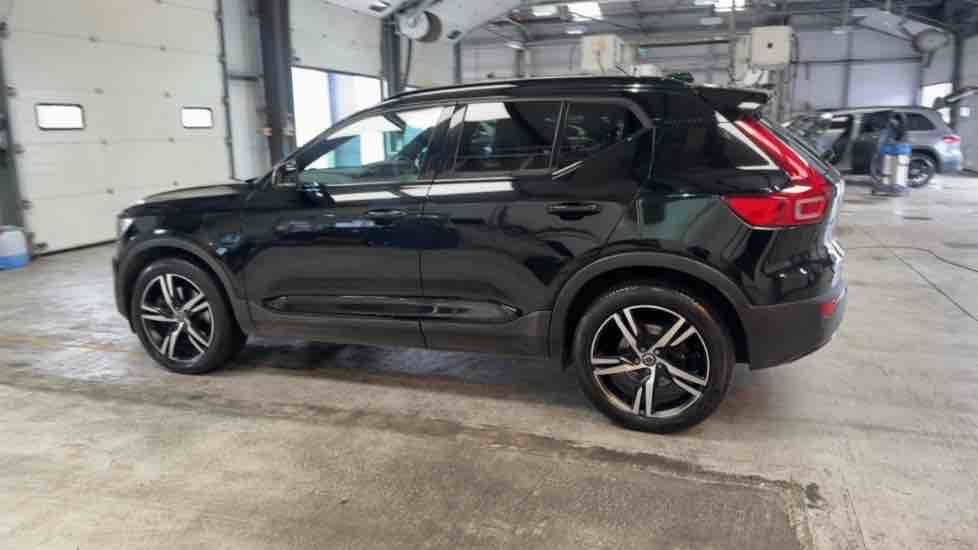 More views of Volvo XC40