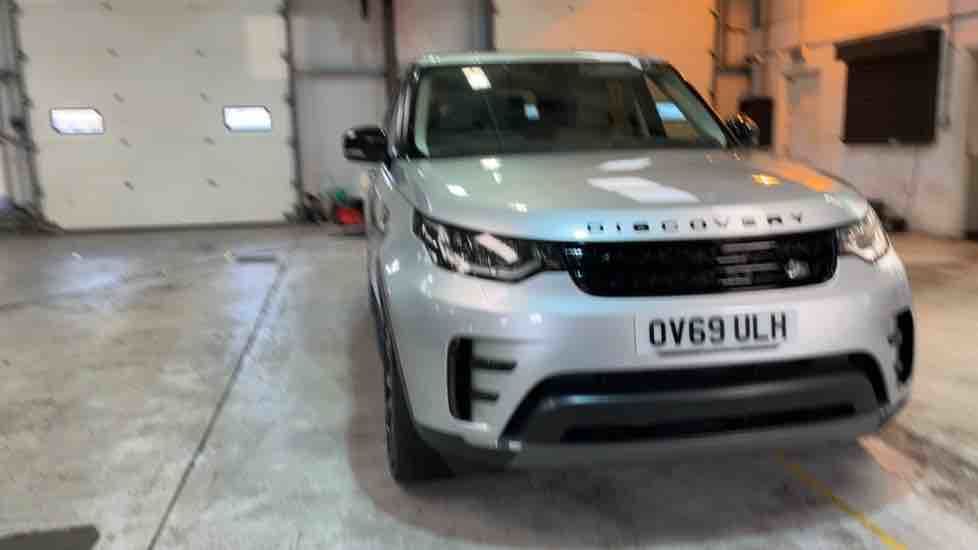 More views of Land Rover Discovery