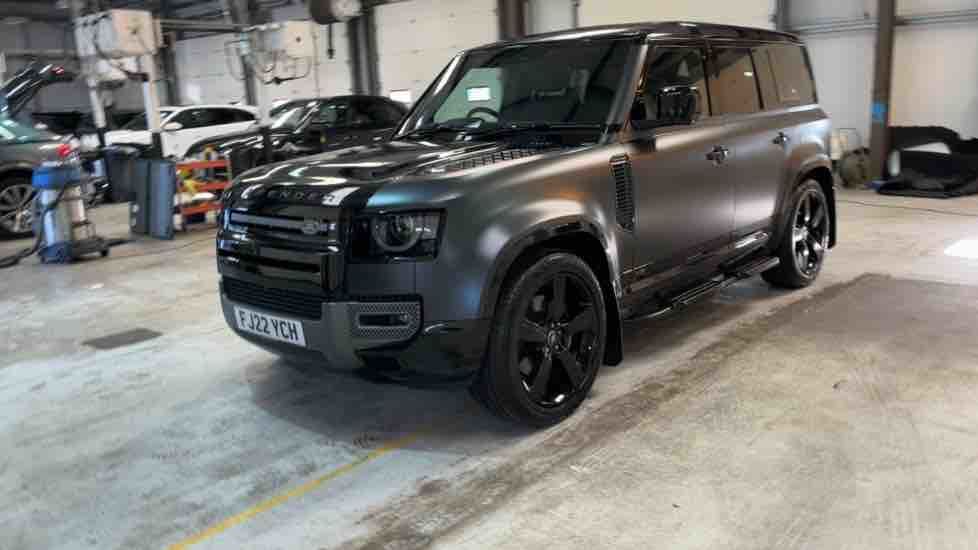More views of Land Rover Defender 110