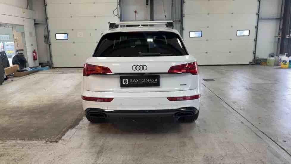 More views of Audi Q5