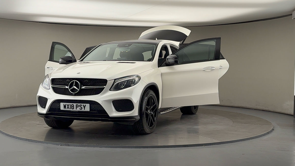 More views of Mercedes-Benz GLE