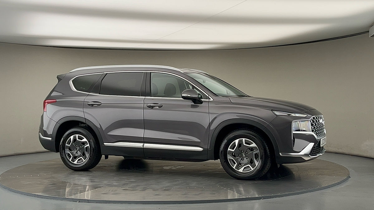 More views of Hyundai Santa Fe