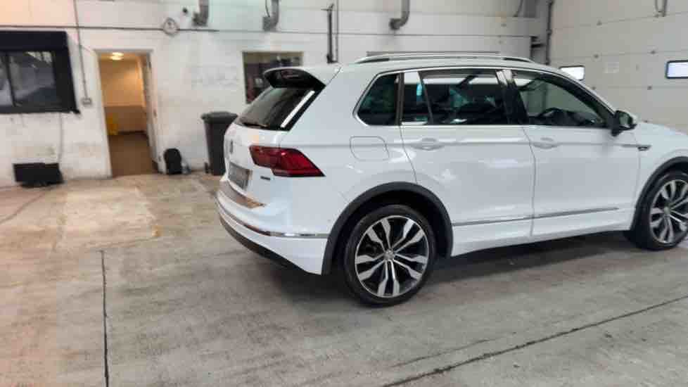 More views of Volkswagen Tiguan