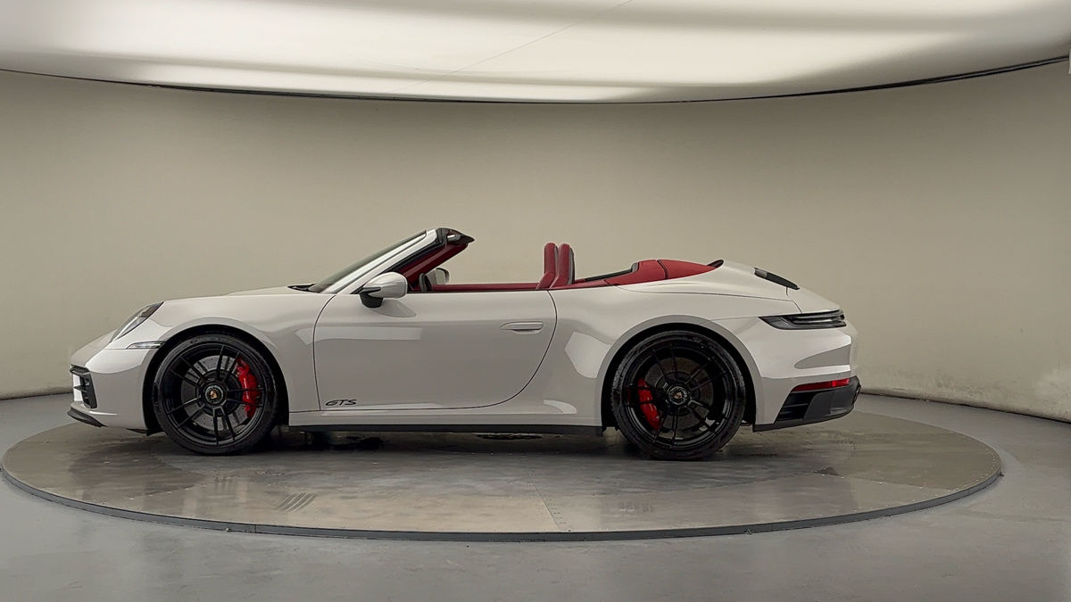 More views of Porsche 911