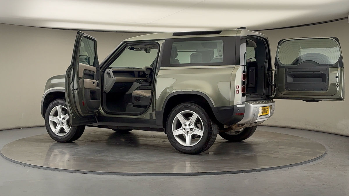 More views of Land Rover Defender 90